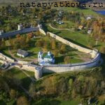 Изборская крепость в настоящее время