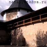 Тайловская башня изнутри территории монастыря