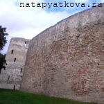 Башня Рябиновка и ее стена