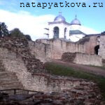 Главный вхлд в Изборскую крепость