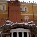 Итальянский грот ("Руины") у полножия Средней Арсенальной (Граненой) башни
