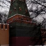 Перая Безымянная башня (частично на реставрации)