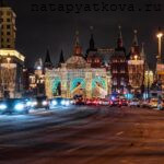 New_Year_2022_svetovaja_arka_Manezhnaja-1