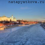 moskva-rossiya-kreml-moskva-reka-jxrr-1